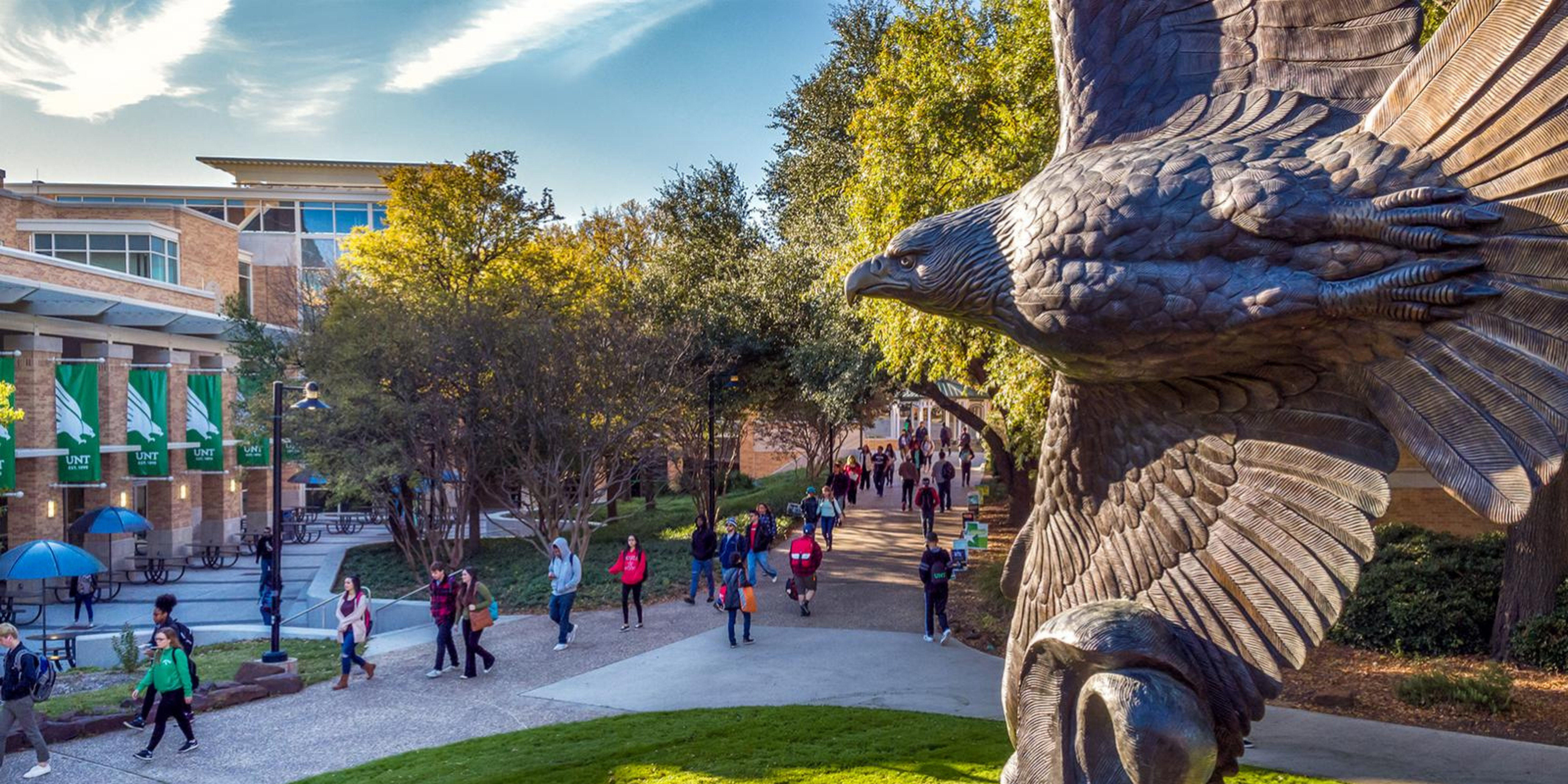 Students walking on UNT Campus